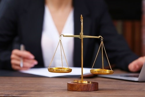 How To Choose A Criminal Defense Attorney in Houston TX